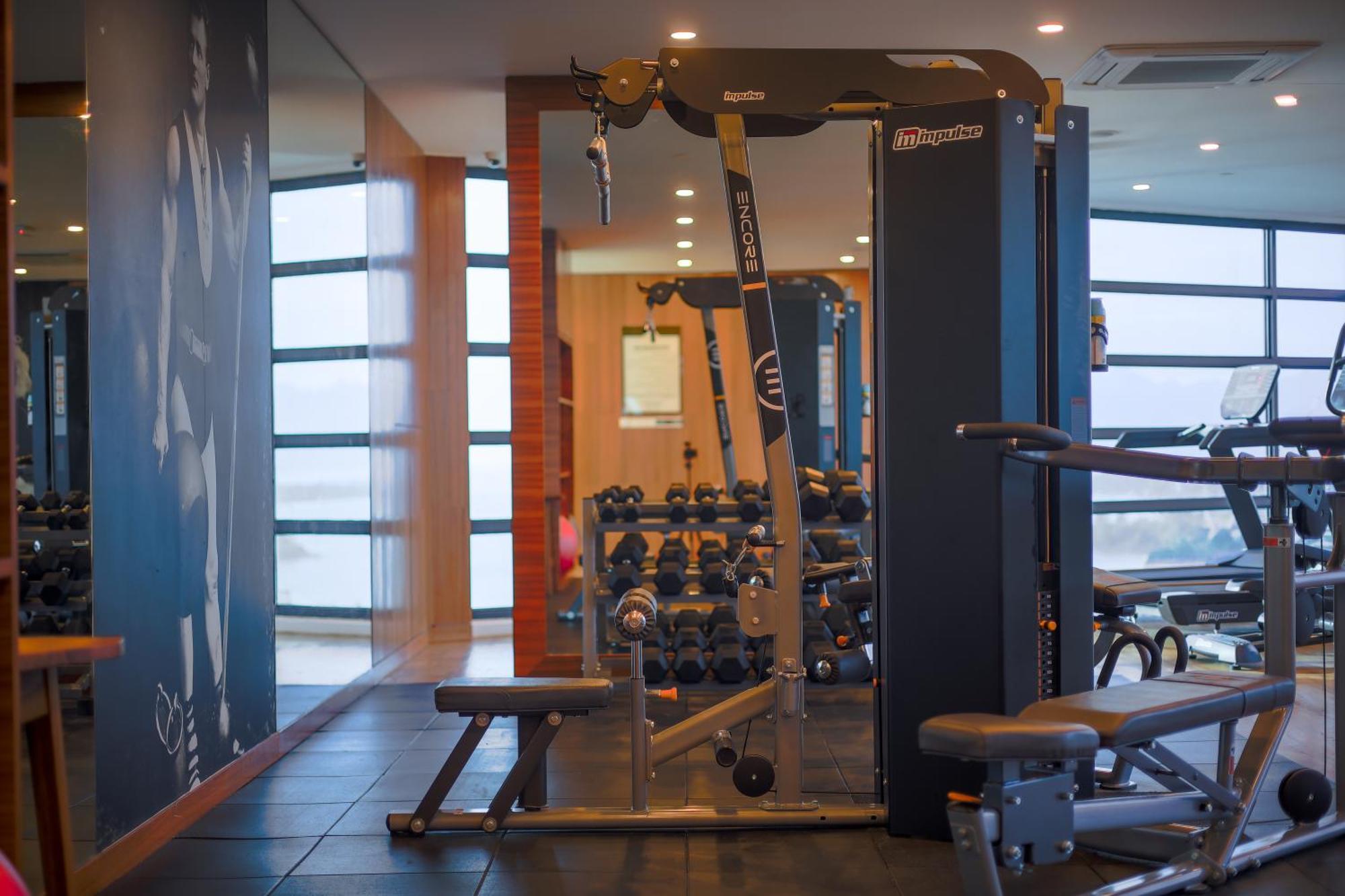The Riyaz Lavanya Langkawi Пантай-Ченанг Екстер'єр фото A functional trainer