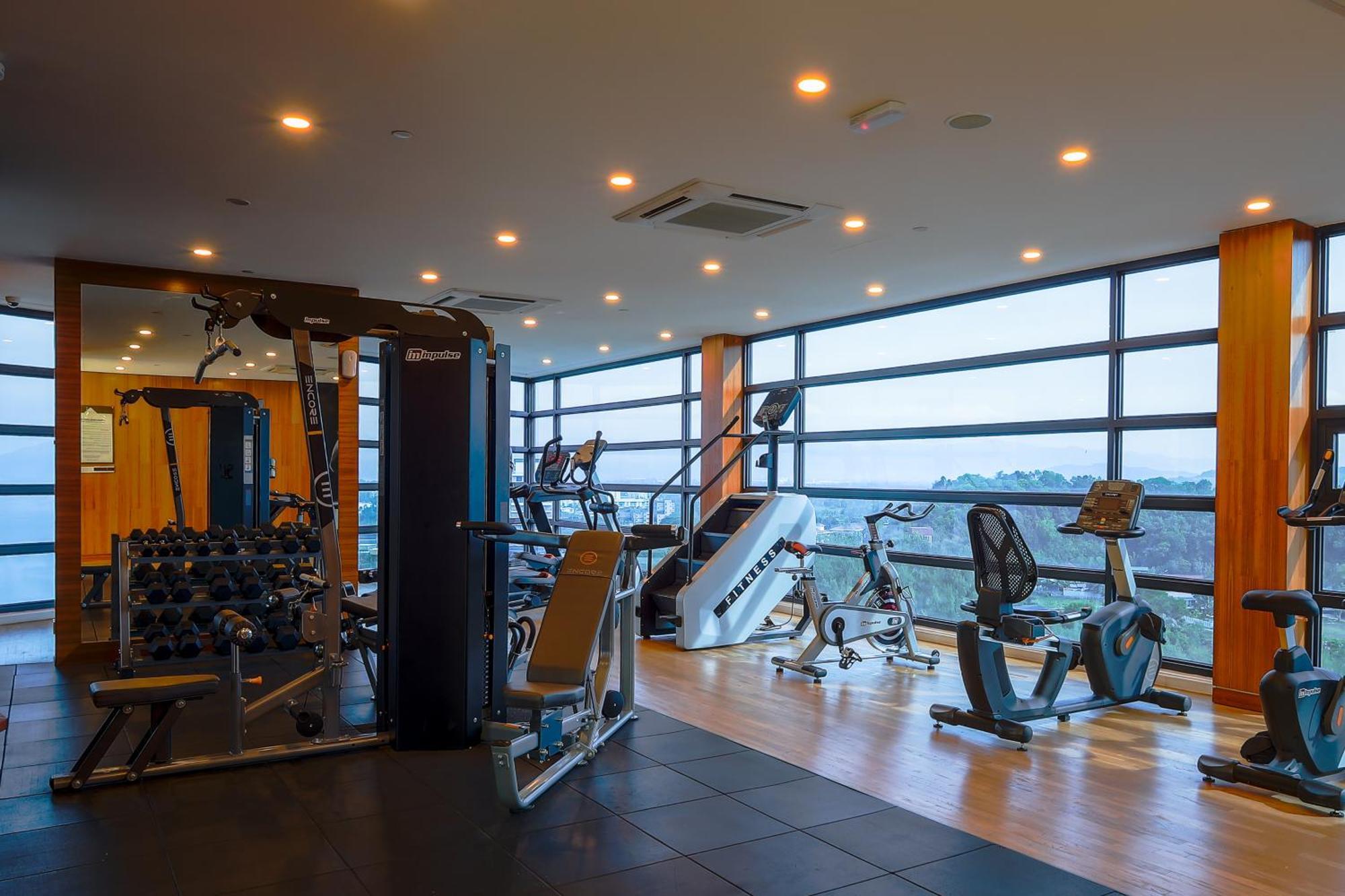 The Riyaz Lavanya Langkawi Пантай-Ченанг Екстер'єр фото The gym at the hotel