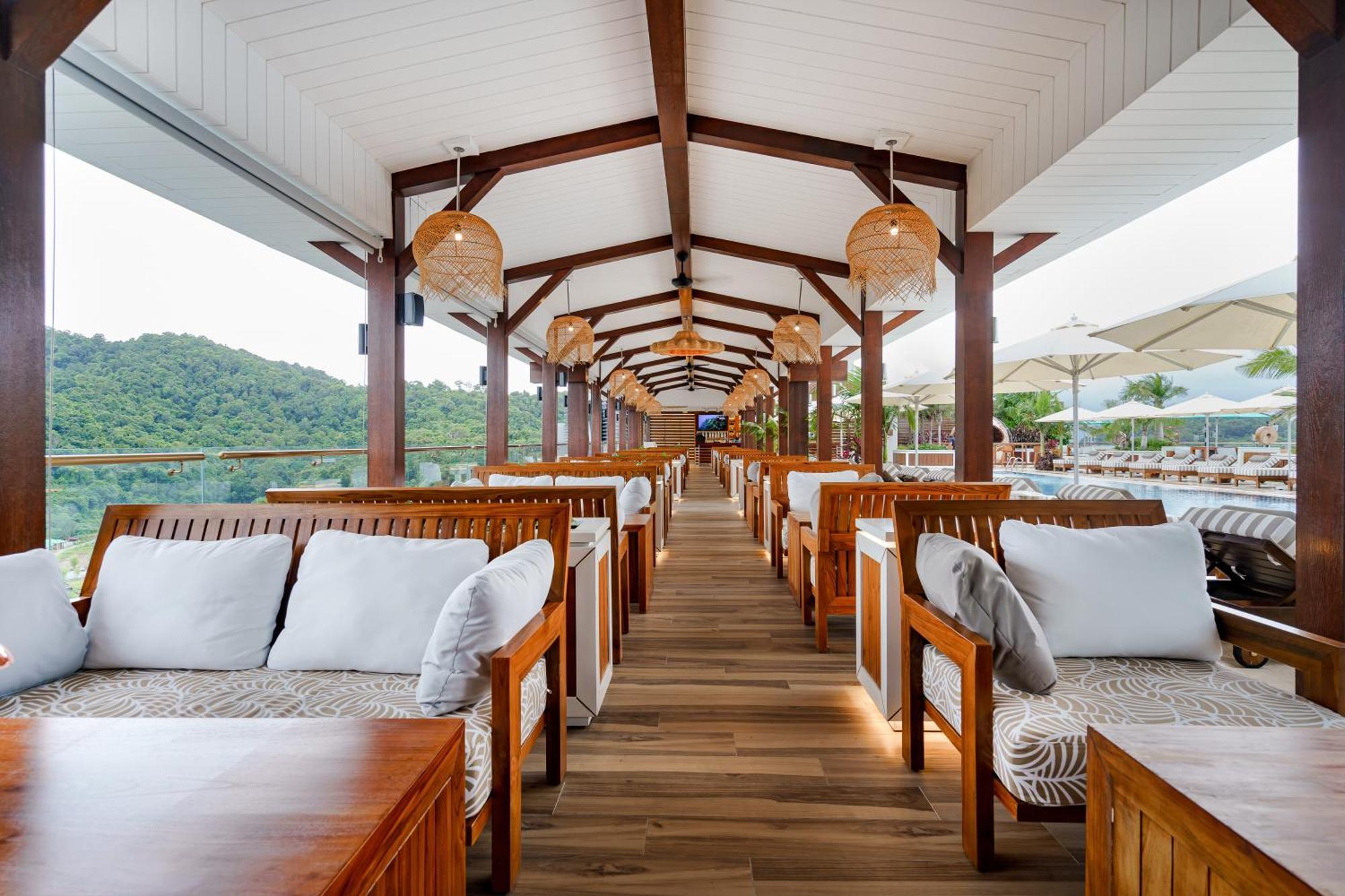 The Riyaz Lavanya Langkawi Пантай-Ченанг Екстер'єр фото The interior of the restaurant