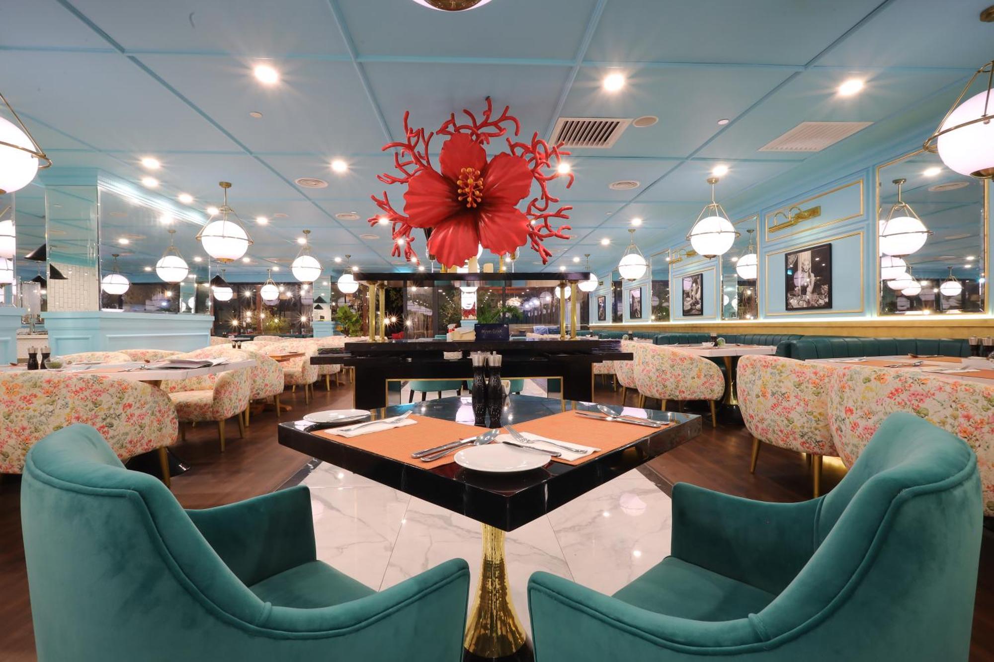 The Riyaz Lavanya Langkawi Пантай-Ченанг Екстер'єр фото Interior of the restaurant